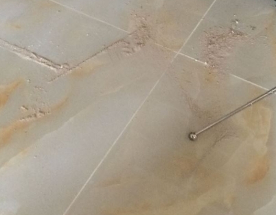 盐都瓷砖空鼓维修公司分享粘合剂选择不当在瓷砖铺贴过程中可能导致以下问题