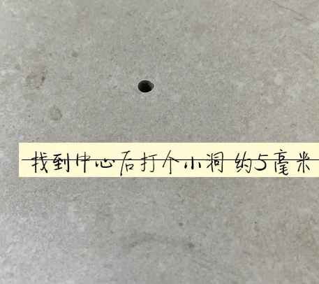 盐都瓷砖空鼓维修公司专业解答在瓷砖铺贴过程中，如果砂料搅拌不均匀，将会带来以下问题